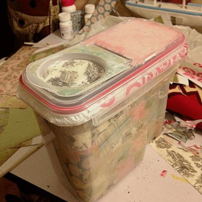 Simple Sewn Garbage Can