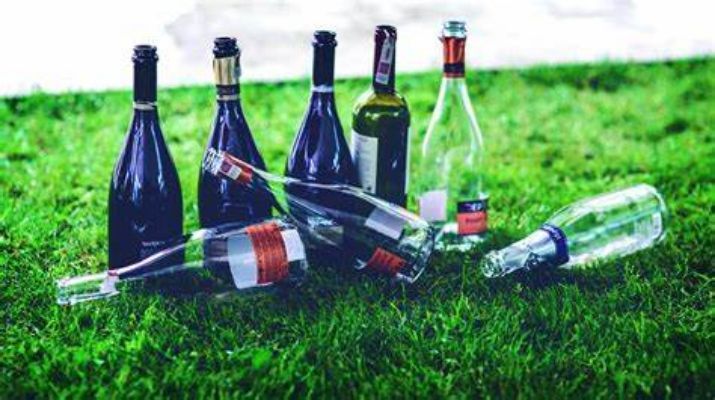 Benefits of Alcohol Recycling for Businesses