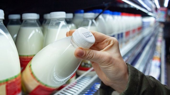 How To Dispose Of Spoiled Milk? - Eco-Friendly Ways
